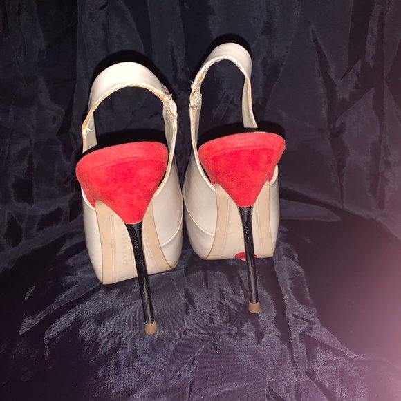 Zara, Neutral patent leather sling metal healed peep-toe platform shoe, size 6.5 - Picture 6 of 6